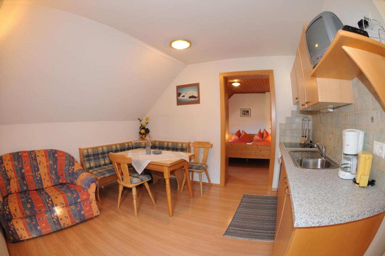 Haus Lukasser Grobming Szoba fotó